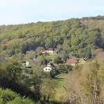 Maison De Charme Pour Huit A Neuf Personnes Proche Sarlat Et Vallee De La Dordogne Au Calme *