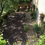 Maison De Charme Pour Huit A Neuf Personnes Proche Sarlat Et Vallee De La Dordogne Au Calme 度假居 *