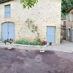 Maison De Charme Pour Huit A Neuf Personnes Proche Sarlat Et Vallee De La Dordogne Au Calme 维塔克