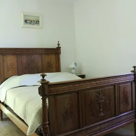 Maison De Charme Pour Huit A Neuf Personnes Proche Sarlat Et Vallee De La Dordogne Au Calme *