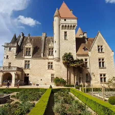 Ferienhaus Maison De Charme Pour Huit A Neuf Personnes Proche Sarlat Et Vallee De La Dordogne Au Calme