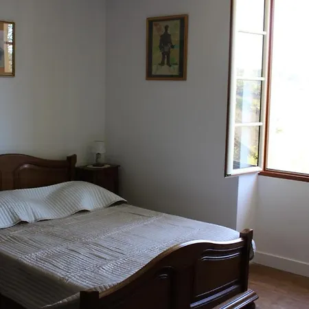 Ferienhaus Maison De Charme Pour Huit A Neuf Personnes Proche Sarlat Et Vallee De La Dordogne Au Calme