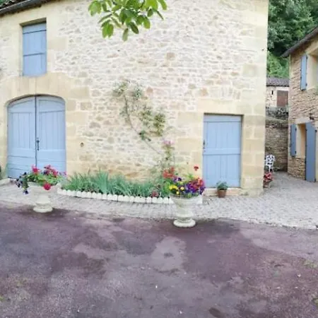 Maison De Charme Pour Huit A Neuf Personnes Proche Sarlat Et Vallee De La Dordogne Au Calme Vitrac (Dordogne)
