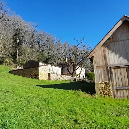 Maison De Charme Pour Huit A Neuf Personnes Proche Sarlat Et Vallee De La Dordogne Au Calme 度假居 维塔克